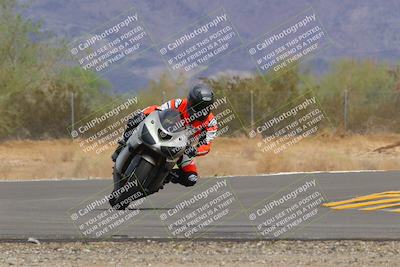 media/Sep-10-2022-SoCal Trackdays (Sat) [[a5bf35bb4a]]/Turn 6 (1140am)/